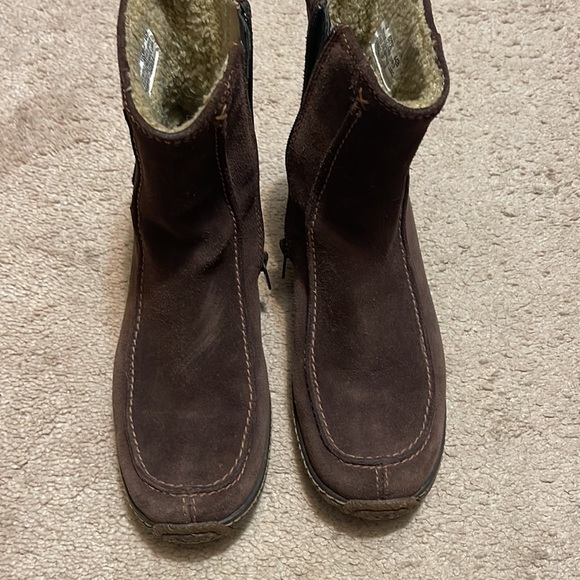 Real leather waterproof Timberland boots - Picture 5 of 9